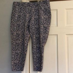 Loft Marissa fit crops